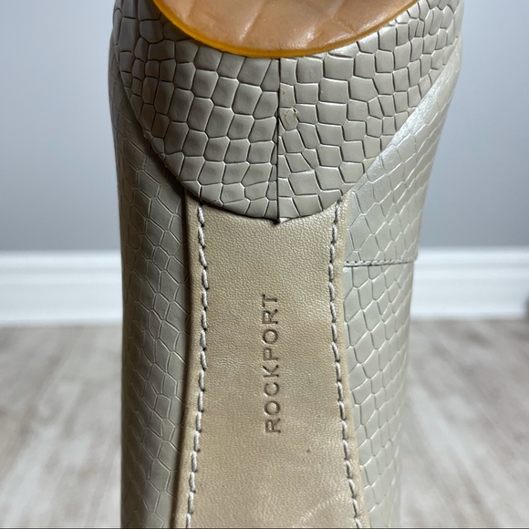 ROCKPORT by adidas 8 textured pumps size - Picture 2 of 3